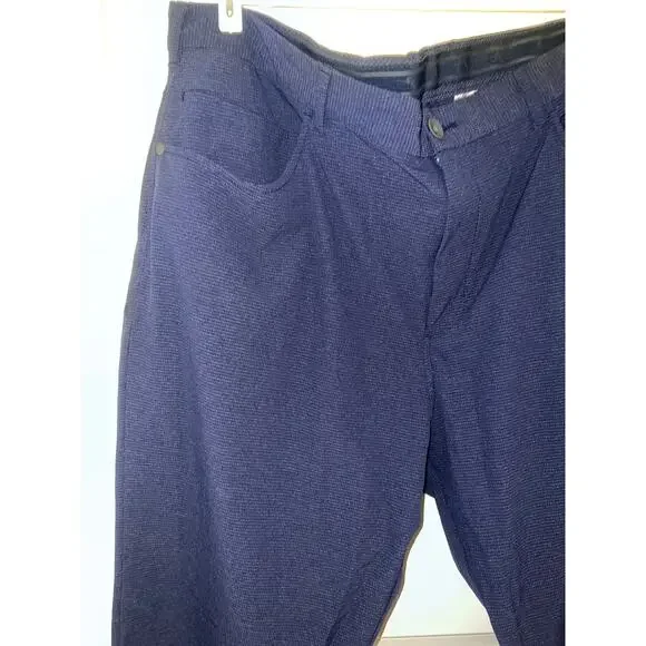 Tommy Bahama Performance Pants – Size 42x30 - Picture 2 of 7